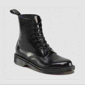 Dr. Martens 1460 Black Boanil Leather Boot